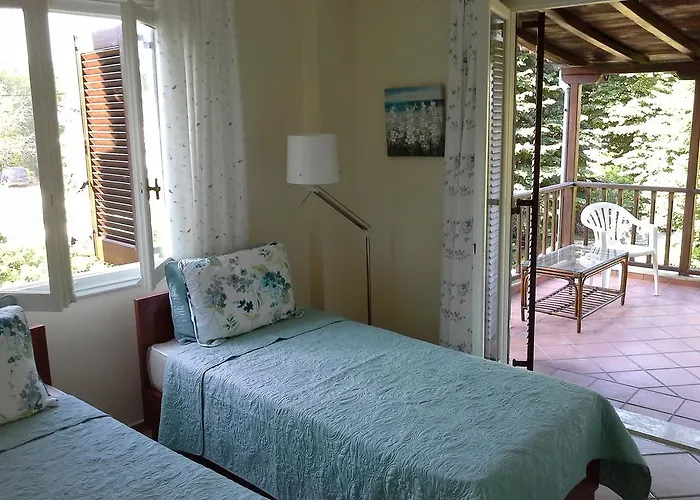 Beachfront For 8, Kalifteri Beach, Villa